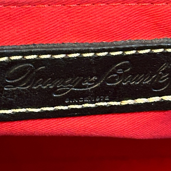 Dooney & Bourke
Lexington Gray Ostrich Purse Shoulder Bag - Picture 13 of 16